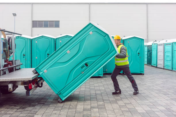 Best Portable Shower Rental  in Hollins, VA